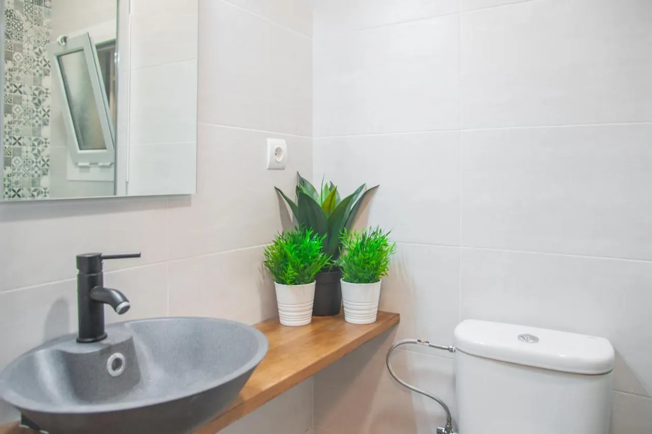 Db Nice Apartment Sagrada Familia Barcelona 0*,  Spain